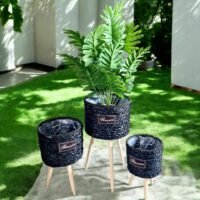 Woven-Charm-Flower-Stand-Set-Black
