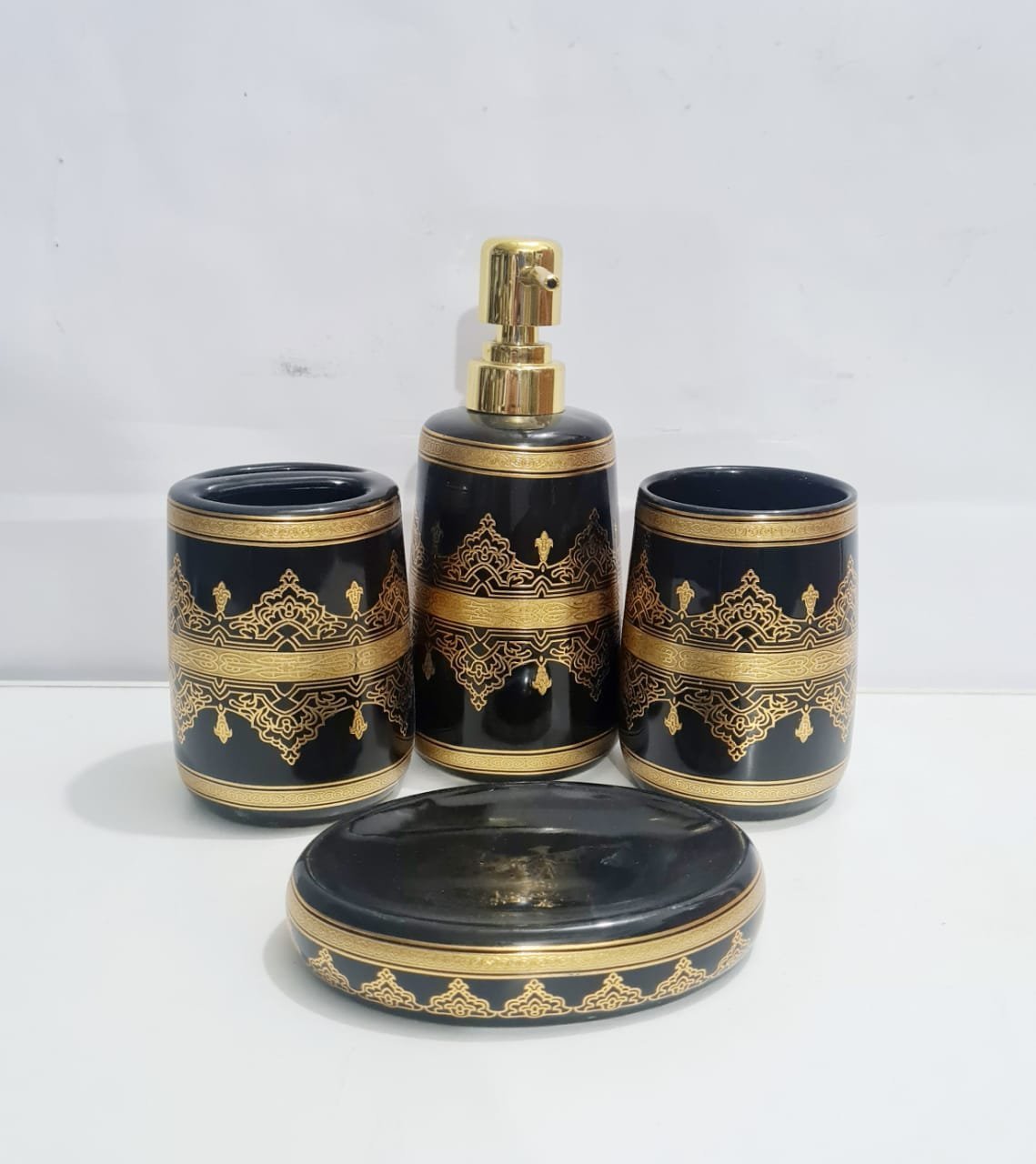 4-Pc-BG-Bath-Set-DK13927-P3900-Q1-CLR-BGLD-NTL446.jpg 4-Piece Ceramic Bathroom Set - Image 1