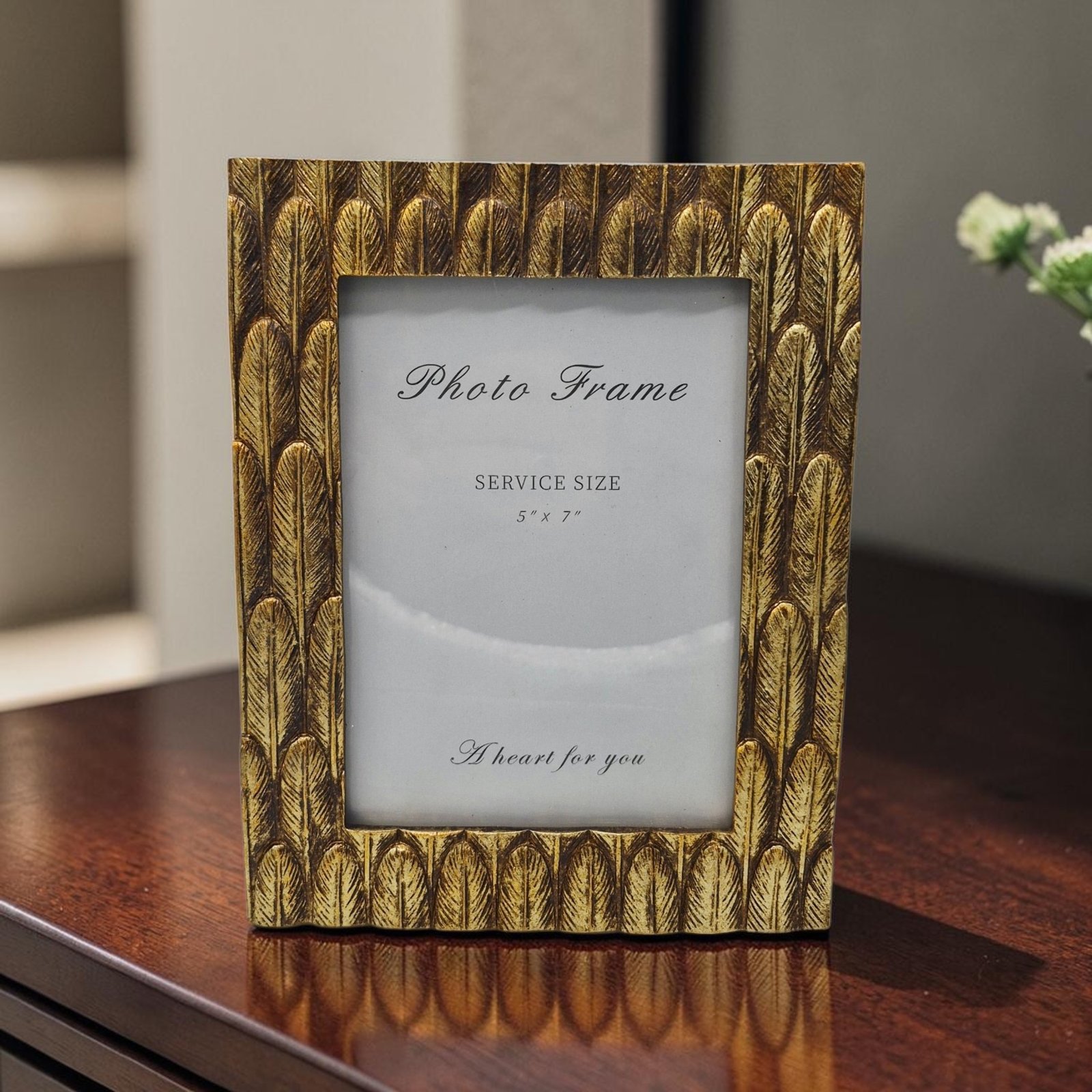 ITL366 Antiqued Gold Feather photo Frame Antiqued Gold Feather Photo Frame - Image 1