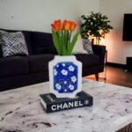 White Gilded Porcelain Flat Flask Vase - Image 3