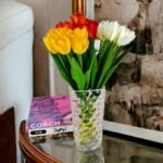 Curvy Square Crystal Vase - Image 3