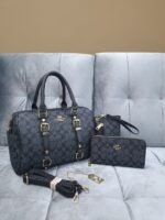 Ladies Duffle Bag Set of Three - Image 2