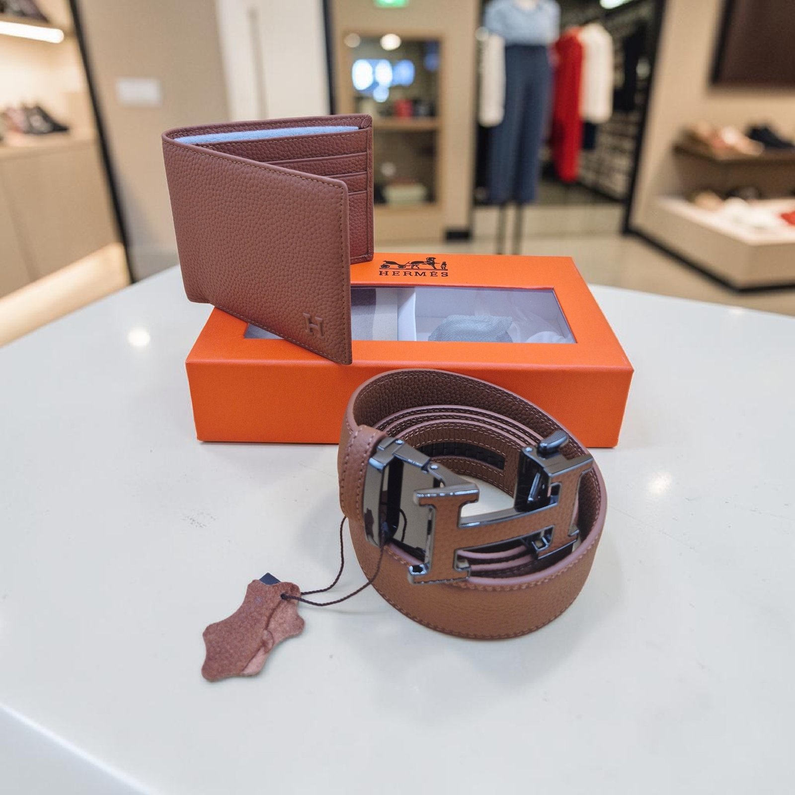 68002A-H BROWN Leather Belt & Bi-Fold Wallet Gift Set – Brown - Image 1